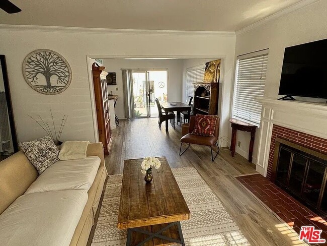 Photo - 3822 Huron Ave