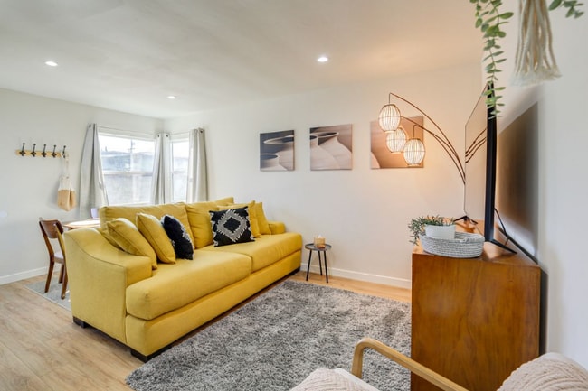 Photo - 3130 30th St Apartment Unit 1