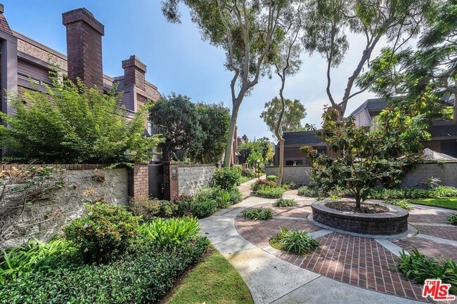 Photo - 4425 Alla Rd Unit 5