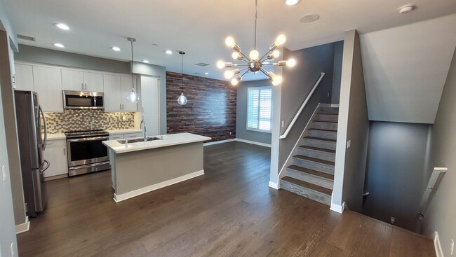 Coming Soon! Modern Tri-Level Smart Townho... - Coming Soon! Modern Tri-Level Smart Townho... Condo