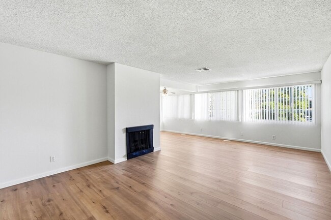 Photo - FIRST FLOOR 2BR + 2BA CONDO IN PASADENA! Unit 101