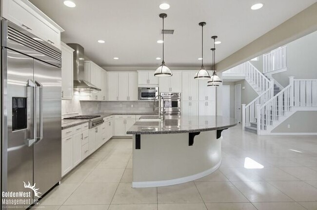 Photo - Beautifully Appointed 5Bdm 4Ba Home Located in San Marcos!