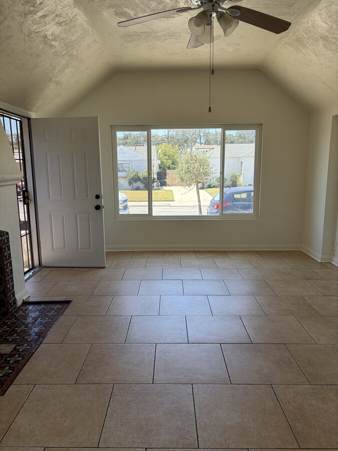 Photo - 354 Via Miramonte Unit 354 Via Miramonte