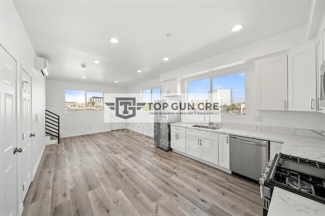 Building Photo - 3779 32nd St Unit 3781 87