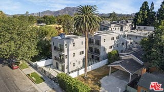 Photo - 10828 Hesby St