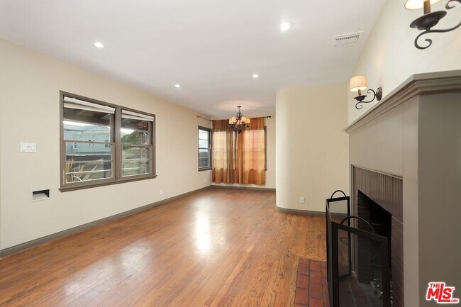 Photo - 2587 S Westgate Ave