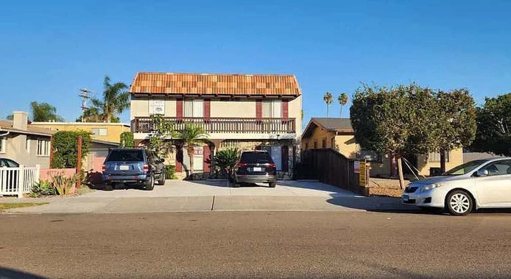 Photo - Jacaranda Apartments-North Park