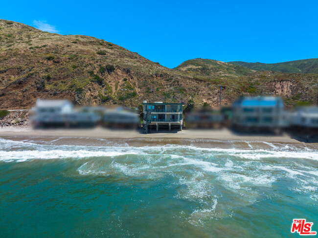 Photo - 43250 Pacific Coast Hwy House
