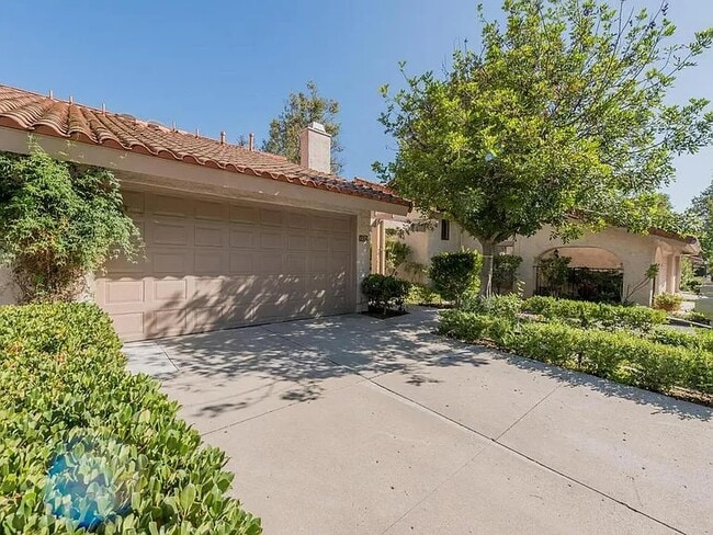 Photo - 724 North Valley Dr