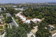 Photo - Whispering Oaks Apts