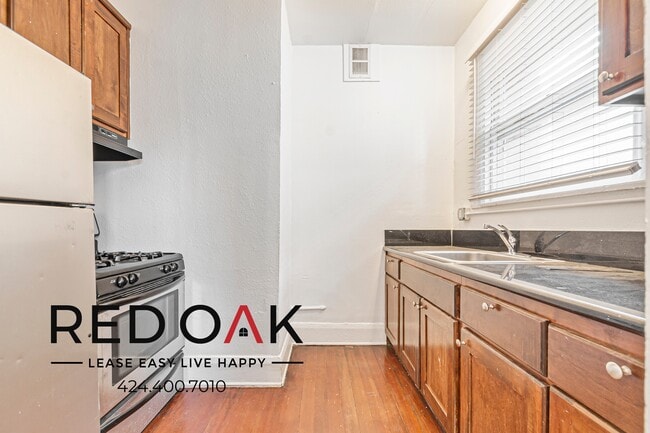 Photo - 1021 S Park View St Unit 104