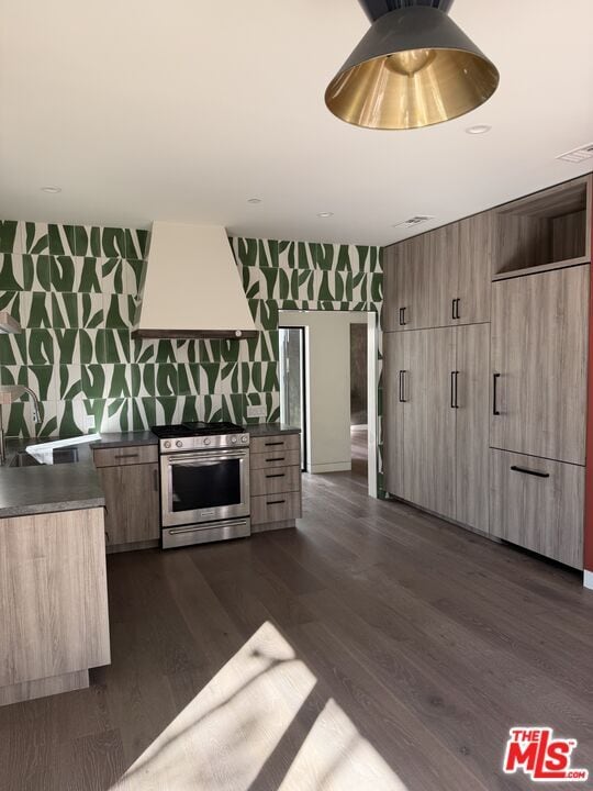 Photo - 4517 Cleland Ave