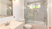 Photo - 633 Hayworth Ave Unit 3