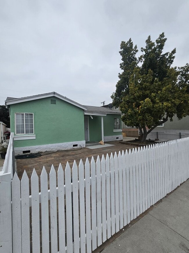 Bellflower Blvd. - Wu - Bellflower Blvd. - Wu Apartment Unit 15306
