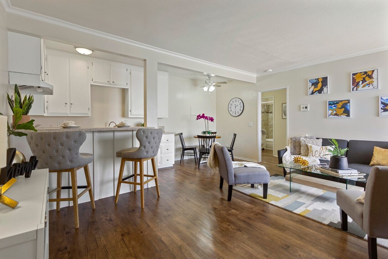 Floor Plan - Kensington - 2 BR, 1 BA DN