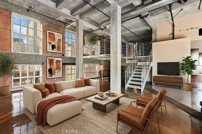 Building Photo - 312 W 5th St Unit 1204