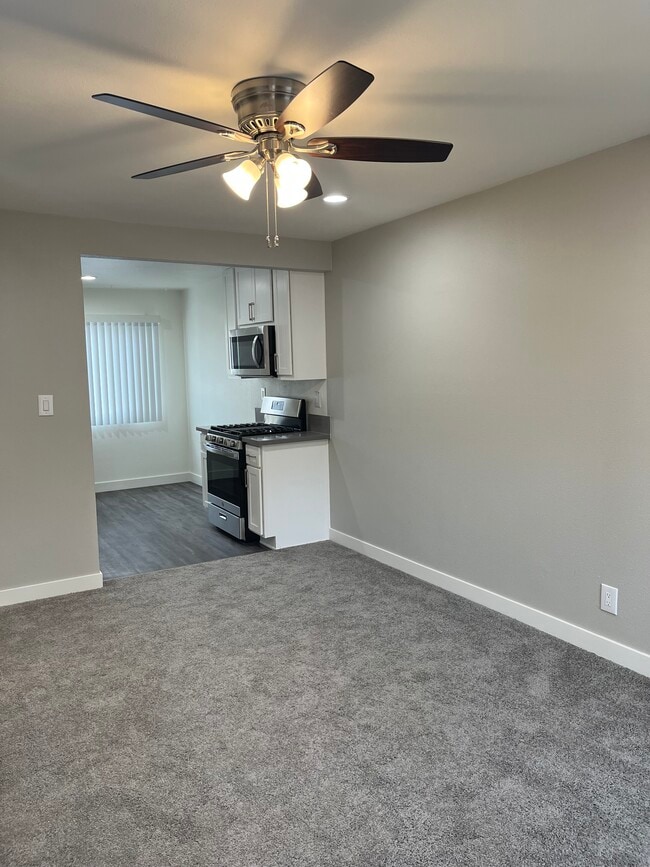 Photo - 21100 Pioneer Blvd Unit 21