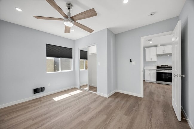Photo - 14016 Anola St