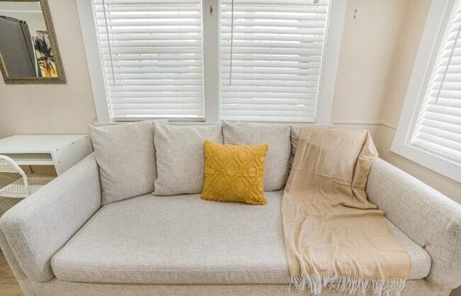 Photo - 312 La France Ave