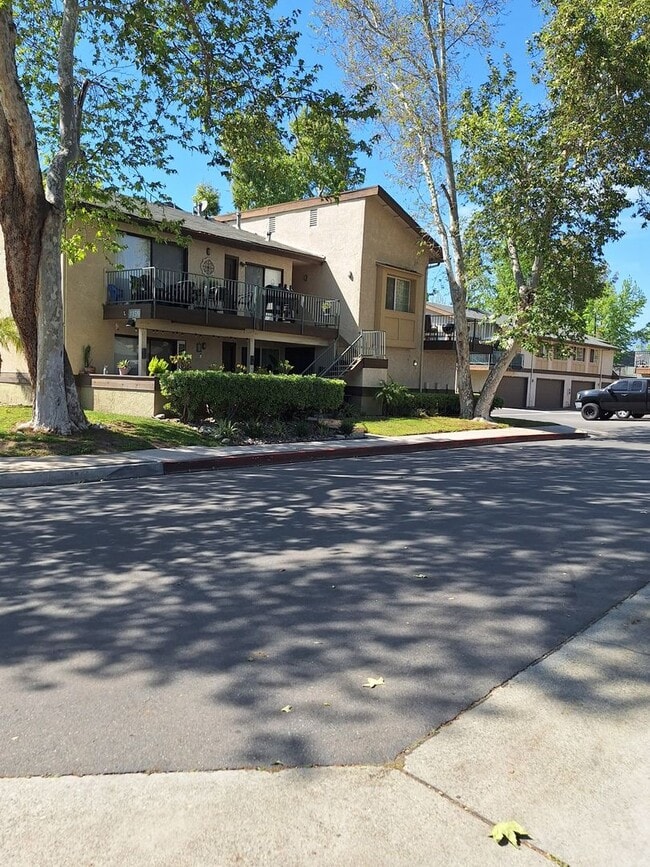 Photo - Move in Special ** $500 of the 1st month's... Unit 39