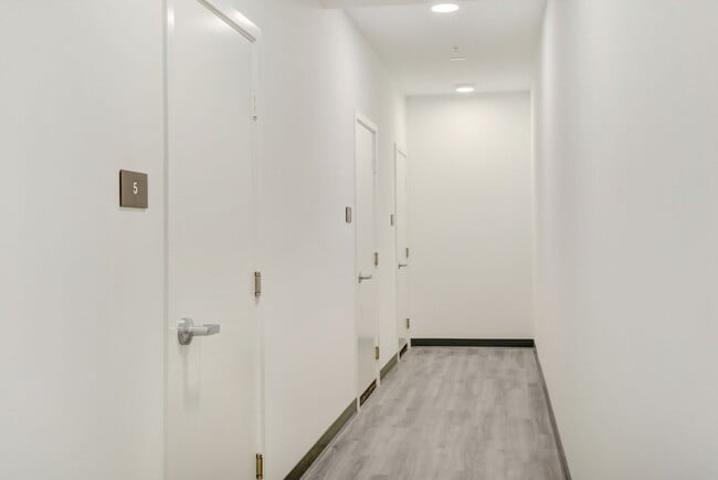Photo - Coming Soon! Modern 2 Bed, 2 Bath Condo in Prime Ontario Location.