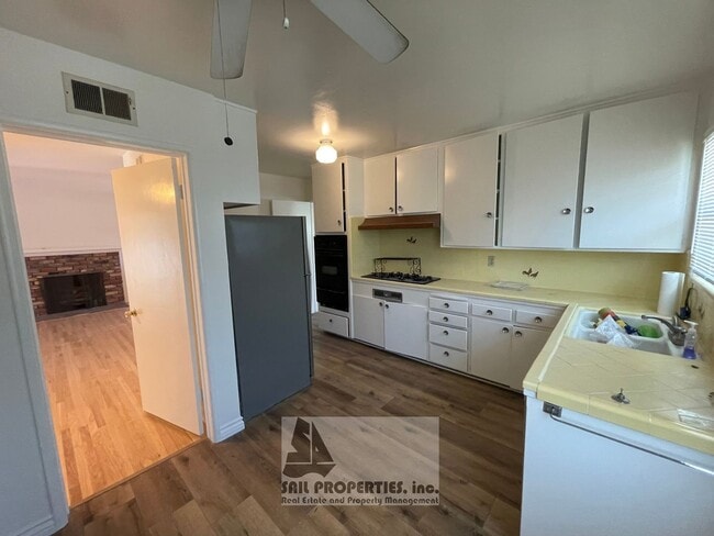 Photo - 1440 E Rose Ave
