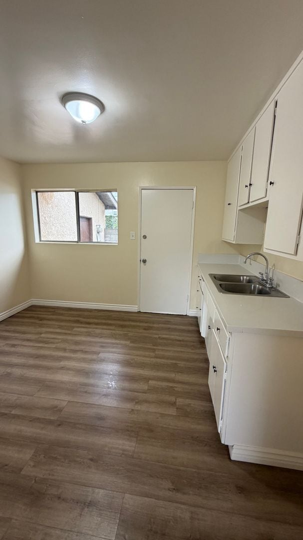 Building Photo - 159th Unit 4624.5