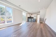 Photo - 10719 Addison St