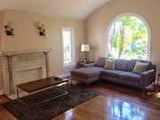 Faux FP in livingroom - 1350 Curson S Ave House