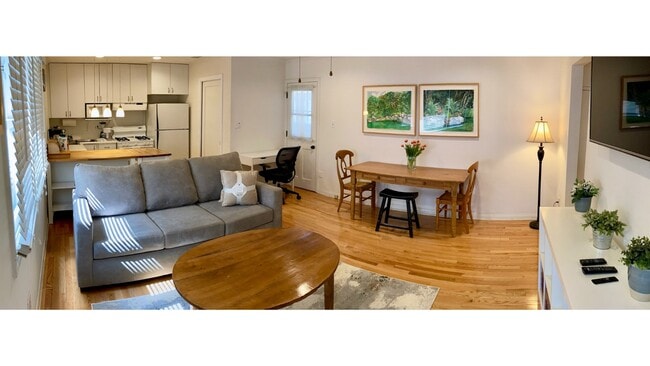 Building Photo - 840 N Ogden Dr Unit 1 Rental