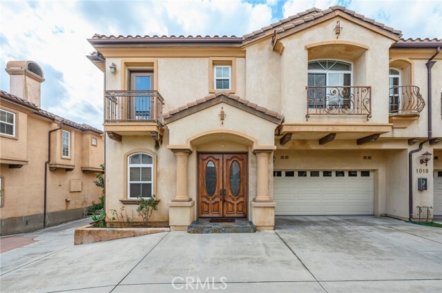 Building Photo - 1018 W Huntington Dr Unit B