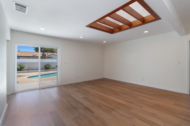 Photo - 11000 Gaviota Ave