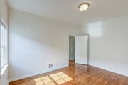 Photo - 127 N Harper Ave Unit 127 N Harper Ave