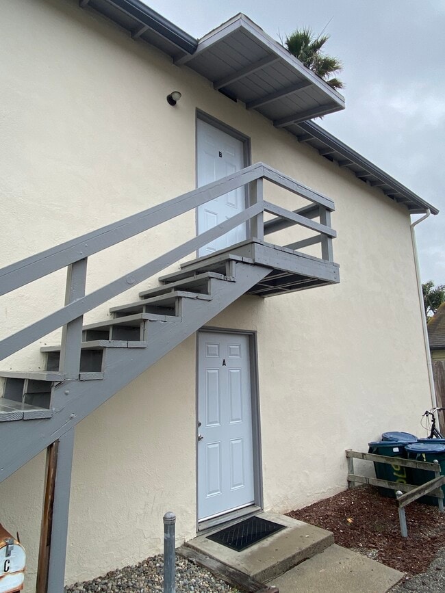 Photo - 6705 Trigo Rd Unit A - Isla Vista