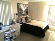 bedroom view (stock photos, unfurnished) - 4226 Wilson Ave Unit B