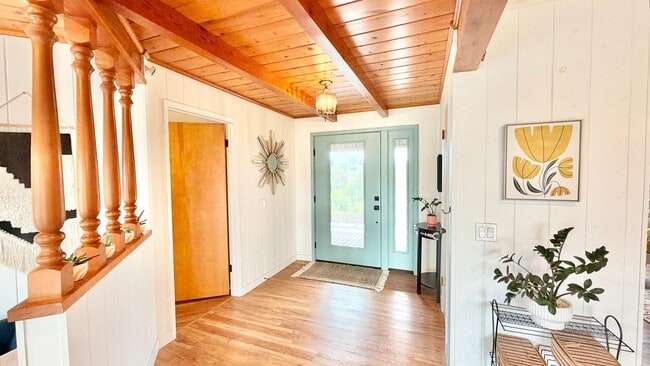 Photo - Beautifully Furnished & Appointed, Shorter Term Rental in the Peaceful Gird Valley area of Fallbr...