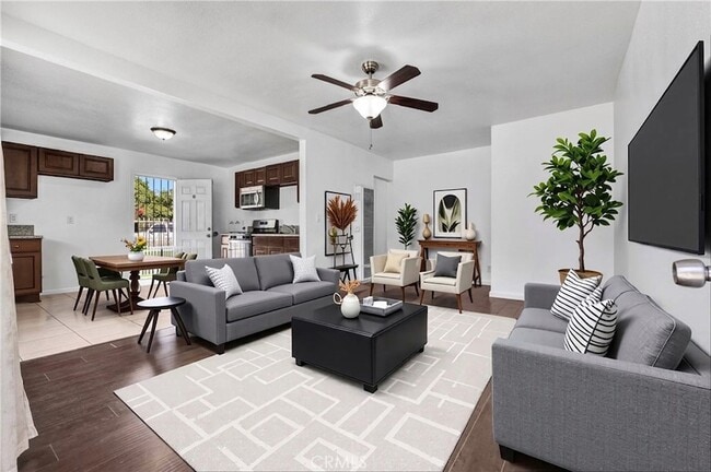 Building Photo - 1401 E 118th St