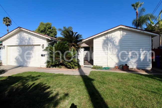 Photo - 2029 Goshawk St