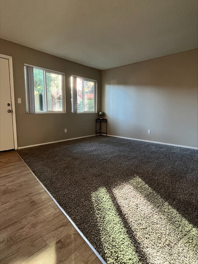 Photo - Kirby Gardens Apartments