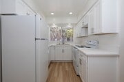 Photo - *OPEN HOUSE: 5/17 12-2PM* Spacious 1 BR in... Unit 4225-02
