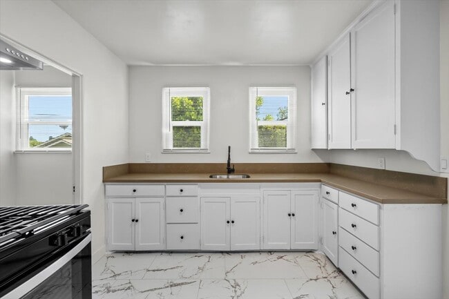 Photo - 1222 Aldine Ct Unit 1224