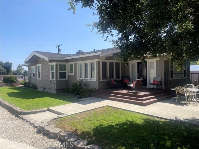 Building Photo - 596 E Arrow Hwy