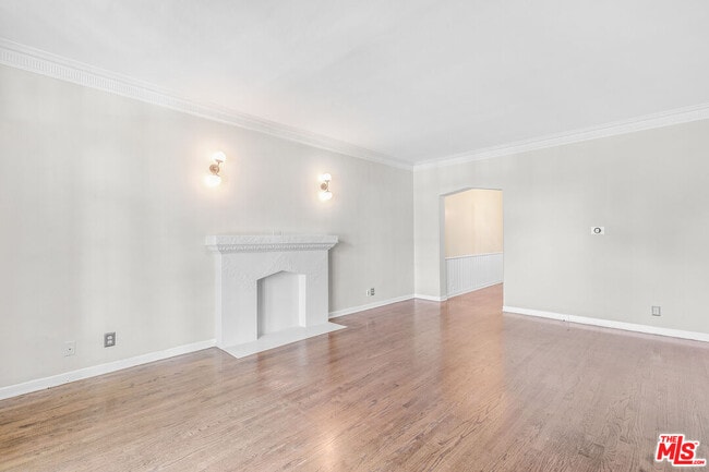 Photo - 6053 Scenic Ave