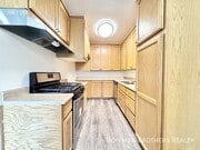 Photo - 5415 Newcastle Ave Unit 3