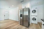 Photo - 2276 Ewing St