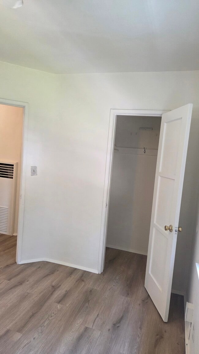 Photo - 4135 W Toluca Lake Ave Unit 4135 1-2