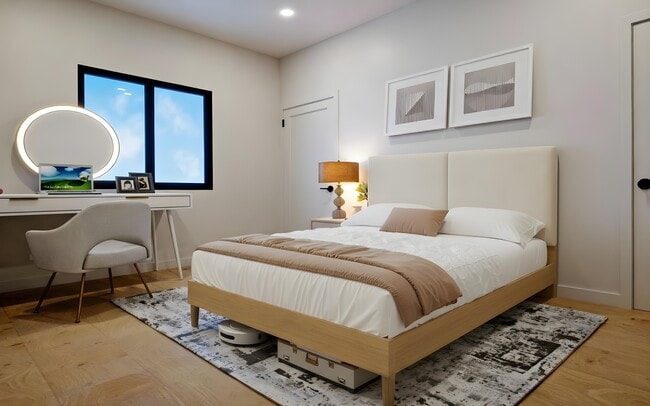 Photo - 1363 W 35th Pl Unit 1363
