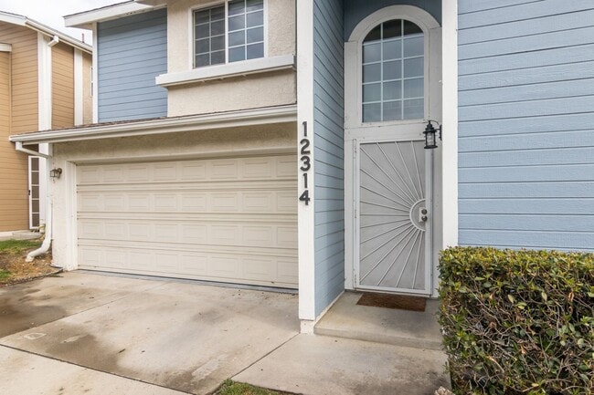 Photo - 12314 Willow Way