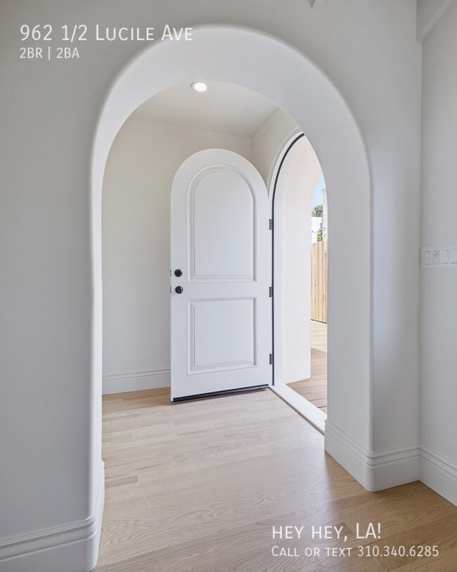 Photo - 962 1/2 Lucile Ave-