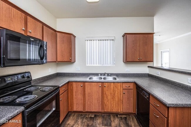 Photo - 1941 S Pierpont Dr Unit 2026